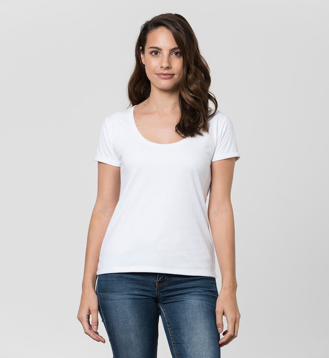 Camiseta Mujer Antisudor MaxDry Cuello Grande Protección Axilar Extra