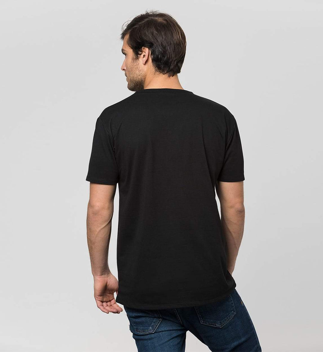 Camiseta Antisudor Cuello V Negra