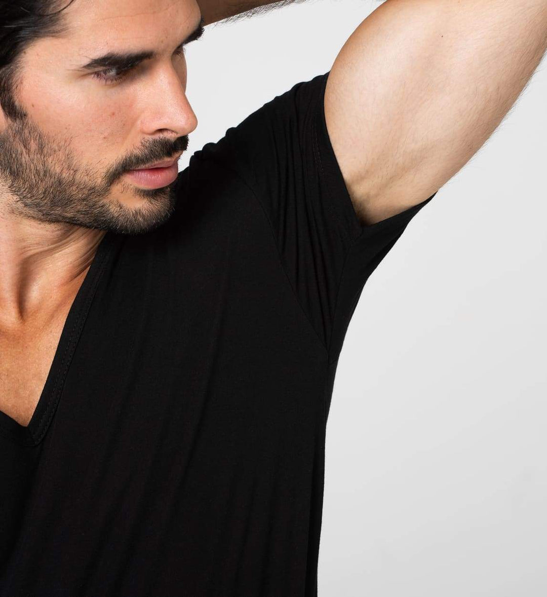 MaxDry T-shirt V Neck Large Black extra underarm protection