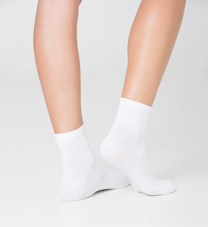 Lot de 3 chaussettes de sport anti-odeurs pour femmes, blanches