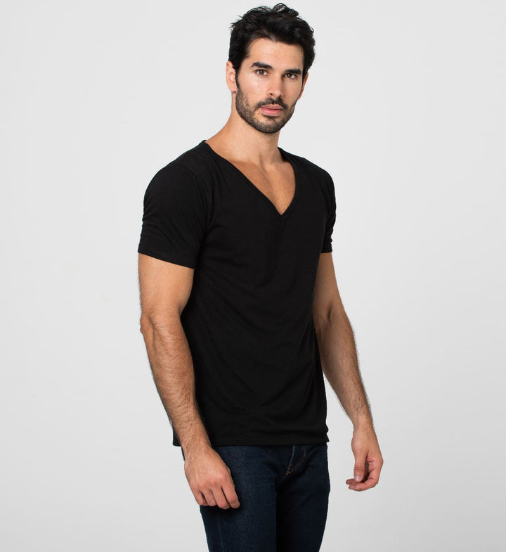 Camiseta Antisudor Cuello V Grande Negro