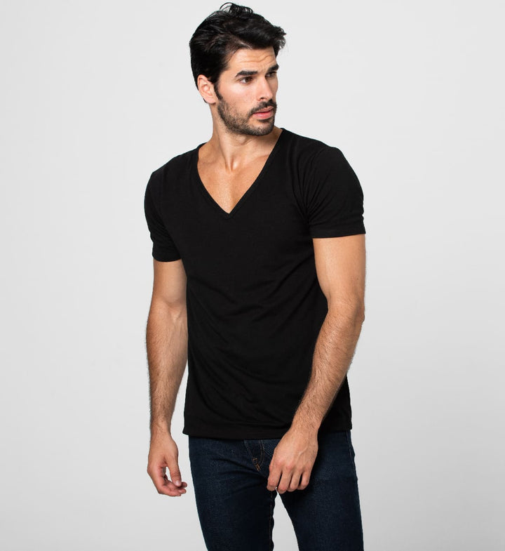 Camiseta Antisudor Cuello V Grande Negro